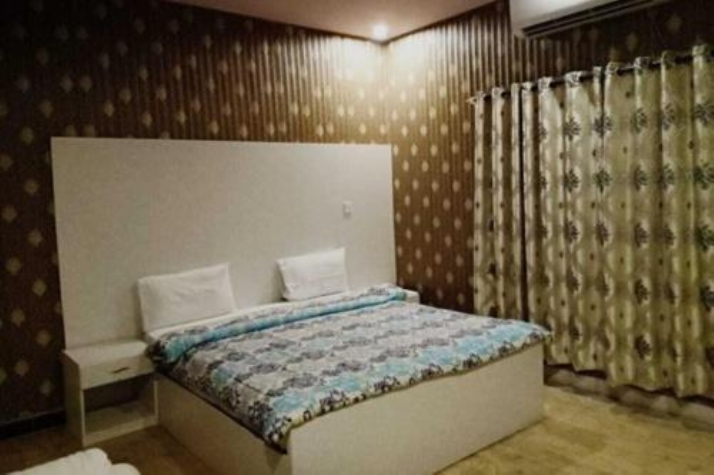Hotel Defence Inn Image 21