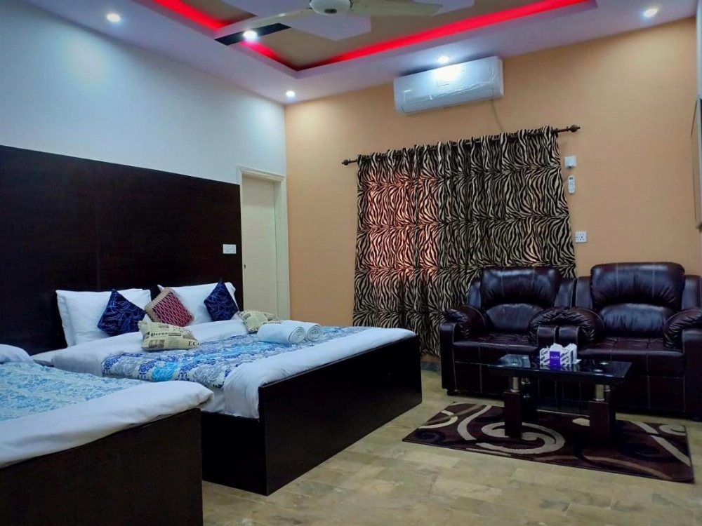 Hotel Defence Inn Image 34