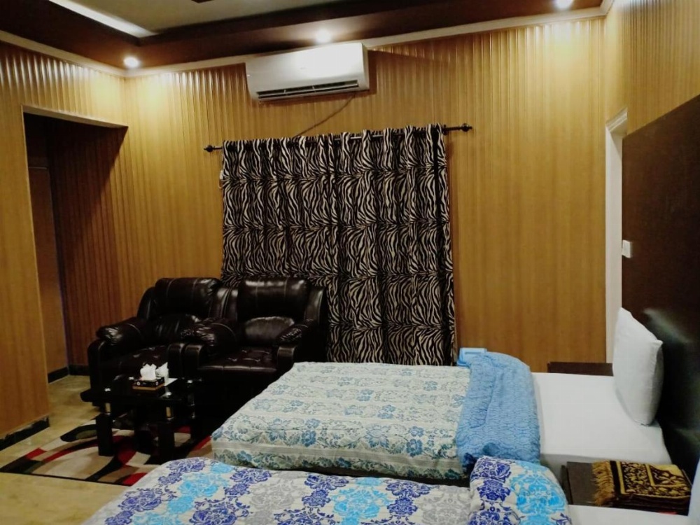 Hotel Defence Inn Image 35