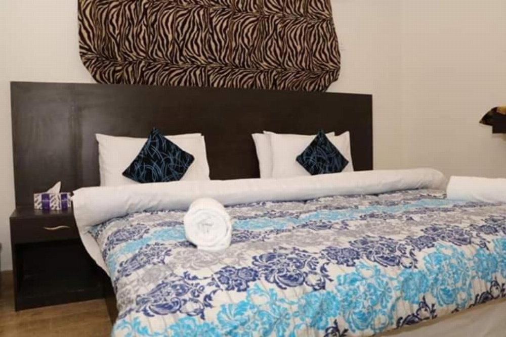 Hotel Defence Inn